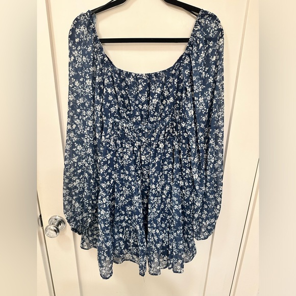 Blue w/ white floral dress - Picture 7 of 7